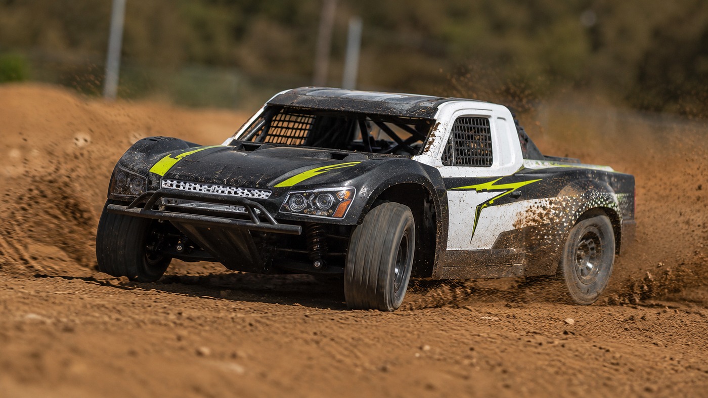 4WD short course RC truck